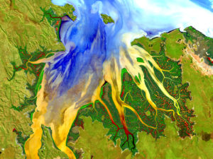 Landsat image of Estuary in Western Australia: NASA/USGS Landsat/Geoscience Australia.